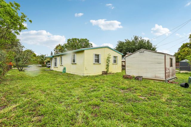 1511 N 70th Terrace, Hollywood, FL 33024