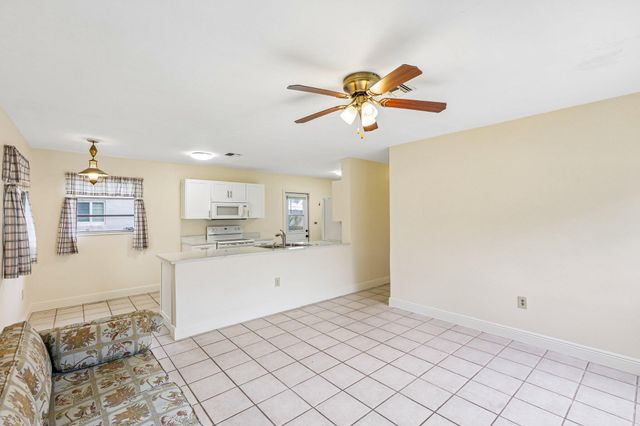 1511 N 70th Terrace, Hollywood, FL 33024