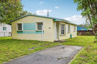 1511 N 70th Terrace, Hollywood, FL 33024