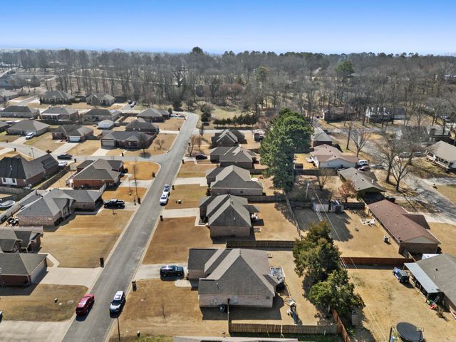 61 Rebecca Lane, Searcy, AR 72143