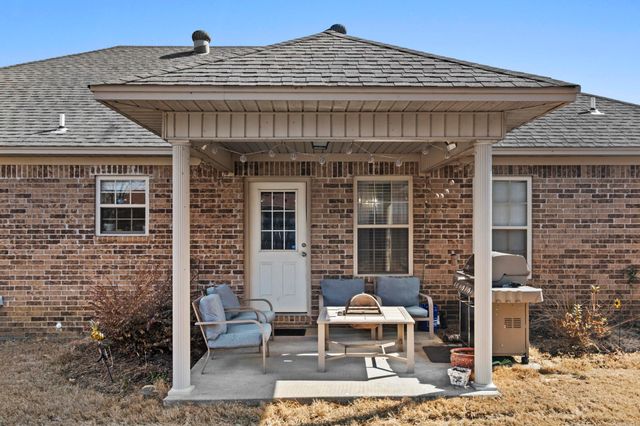 61 Rebecca Lane, Searcy, AR 72143