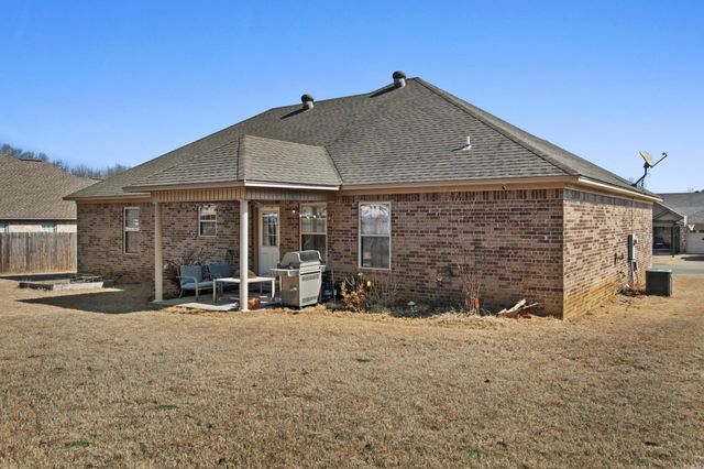 61 Rebecca Lane, Searcy, AR 72143