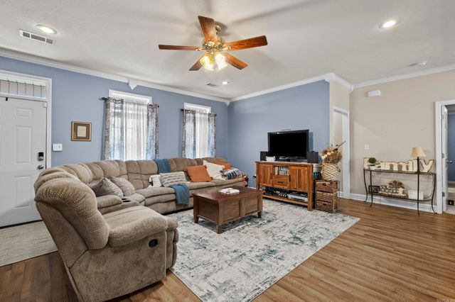 61 Rebecca Lane, Searcy, AR 72143