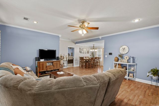 61 Rebecca Lane, Searcy, AR 72143