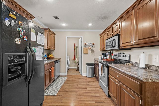 61 Rebecca Lane, Searcy, AR 72143