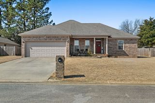 61 Rebecca Lane, Searcy, AR 72143