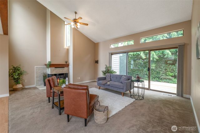 25432 213th Place SE #4, Maple Valley, WA 98038