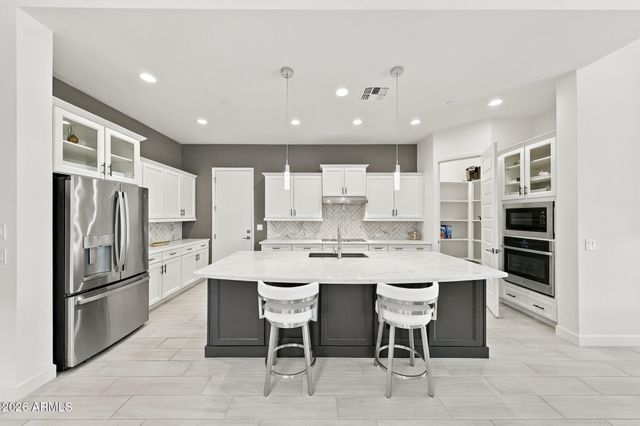 11961 W CREOSOTE Drive, Peoria, AZ 85383