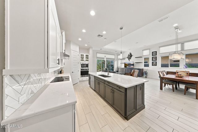 11961 W CREOSOTE Drive, Peoria, AZ 85383