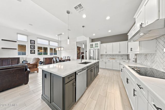 11961 W CREOSOTE Drive, Peoria, AZ 85383