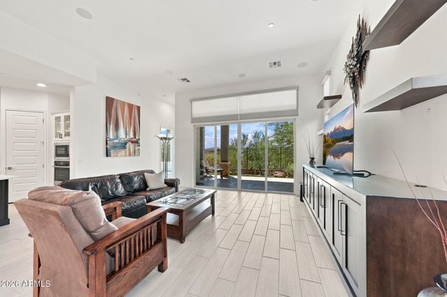 11961 W CREOSOTE Drive, Peoria, AZ 85383