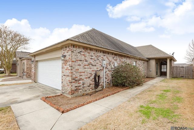 5252 Eastbay Dr, Baton Rouge, LA 70820