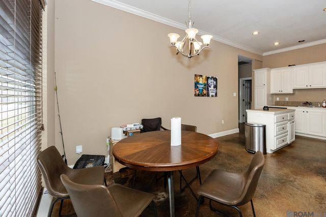 5252 Eastbay Dr, Baton Rouge, LA 70820