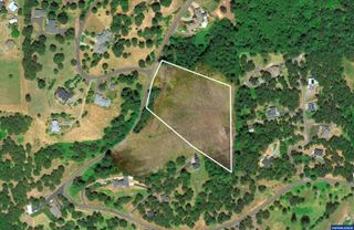 1177 Twin Hills Rd, Jefferson, OR 97352