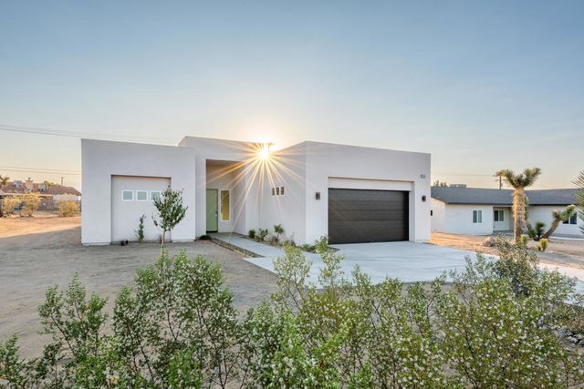 7082 Avalon Avenue, Yucca Valley, CA 92284