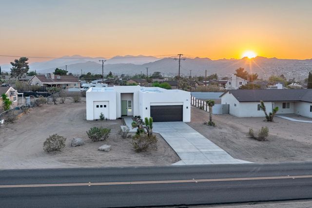 7082 Avalon Avenue, Yucca Valley, CA 92284