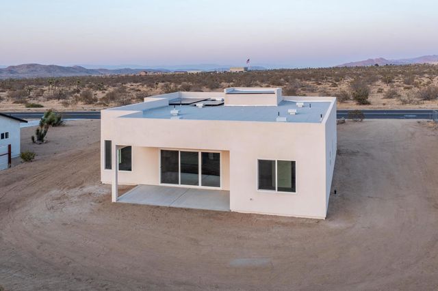 7082 Avalon Avenue, Yucca Valley, CA 92284