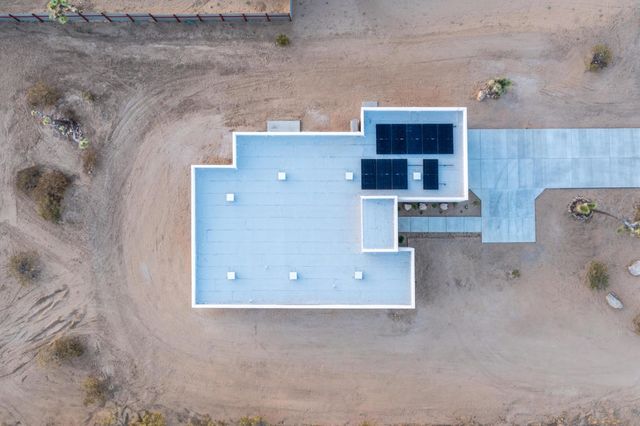 7082 Avalon Avenue, Yucca Valley, CA 92284