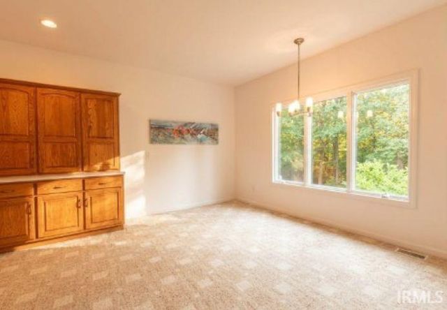 1761 Walnut Trace, Greenfield, IN 46140