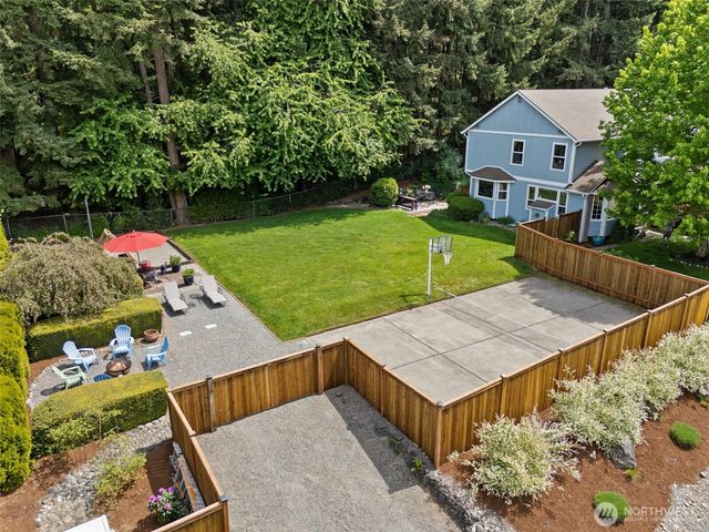 13715 110th Avenue Ct E, Puyallup, WA 98374