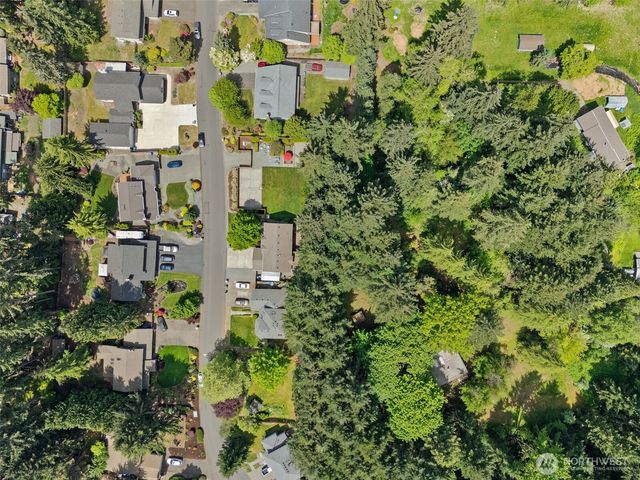 13715 110th Avenue Ct E, Puyallup, WA 98374