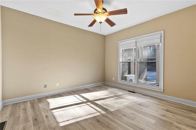 1178 ANTRIM GLEN Drive, Hoschton, GA 30548