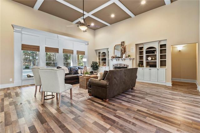 1178 ANTRIM GLEN Drive, Hoschton, GA 30548