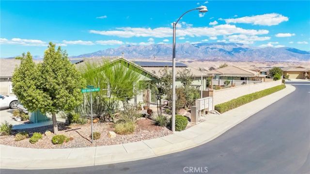 368 Shining Rock, Beaumont, CA 92223