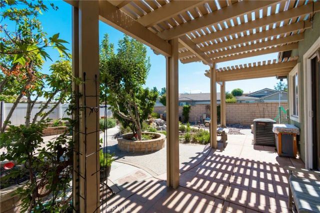 368 Shining Rock, Beaumont, CA 92223