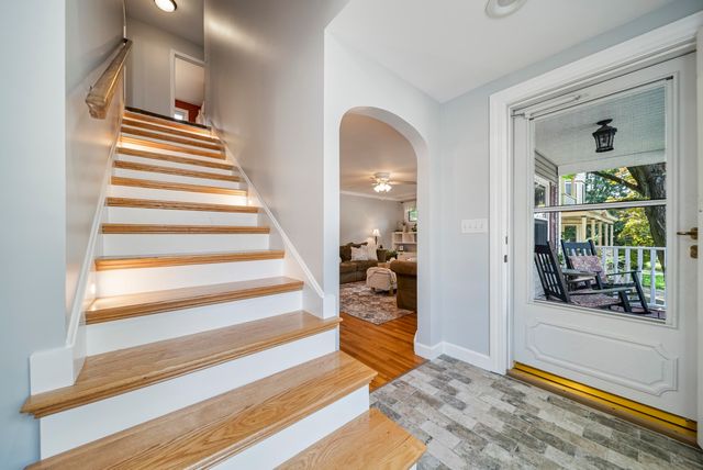 27 Courtland Street, Nashua, NH 03064