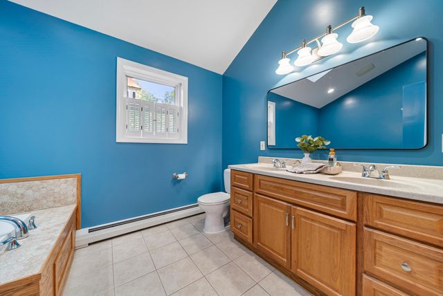 27 Courtland Street, Nashua, NH 03064