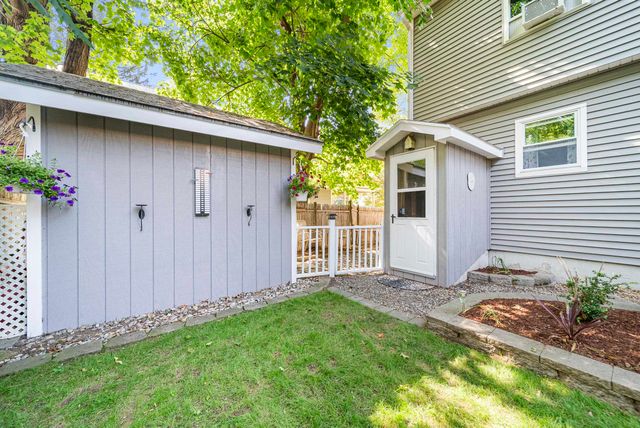 27 Courtland Street, Nashua, NH 03064