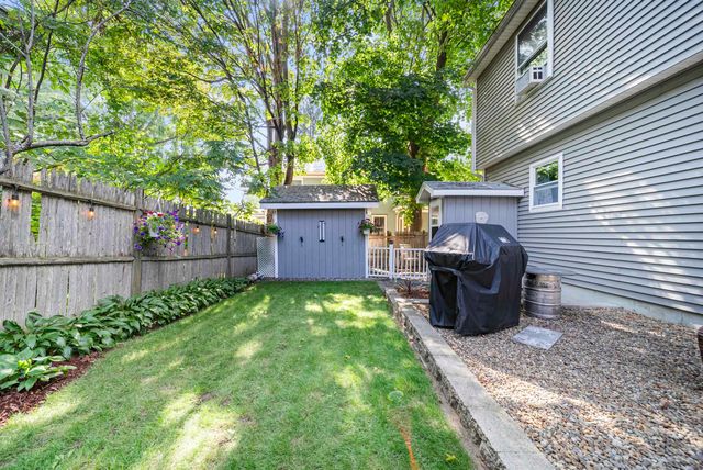 27 Courtland Street, Nashua, NH 03064