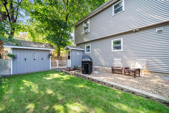 27 Courtland Street, Nashua, NH 03064