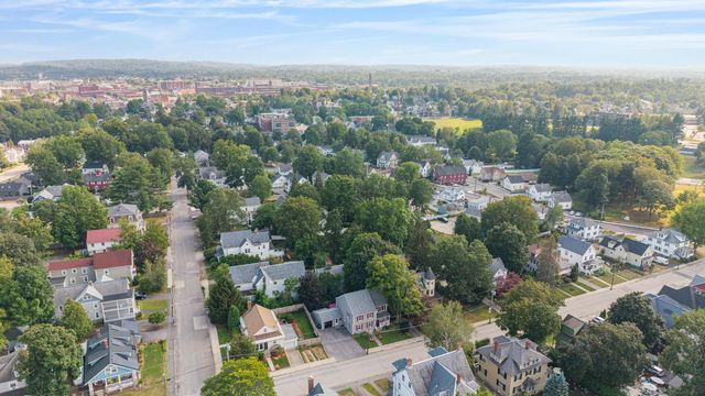 27 Courtland Street, Nashua, NH 03064