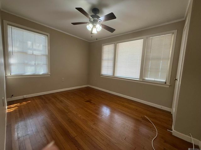 2129 E Lakeshore Dr, Baton Rouge, LA 70808