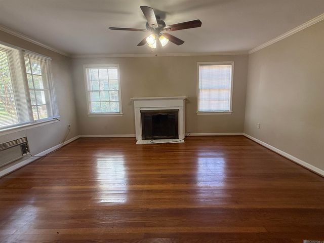 2129 E Lakeshore Dr, Baton Rouge, LA 70808