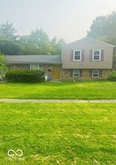 3570 Decamp Drive, Indianapolis, IN 46226