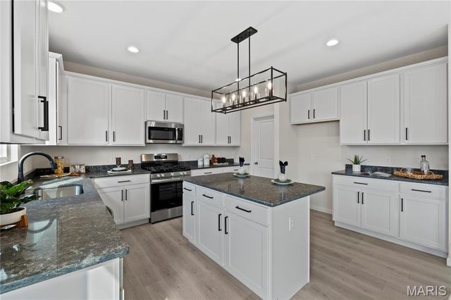 38 River Wind Drive, St Charles, MO 63301