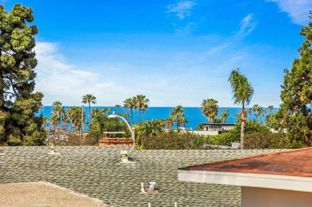 915 Civic Center Dr, Oceanside, CA 92054