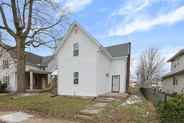 2209 Noble Street, Anderson, IN 46016