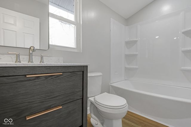 2209 Noble Street, Anderson, IN 46016