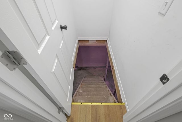 2209 Noble Street, Anderson, IN 46016