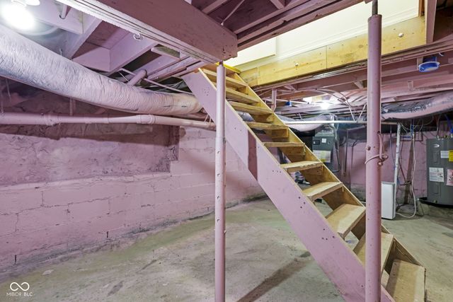 2209 Noble Street, Anderson, IN 46016