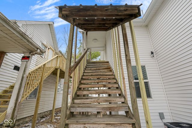 2209 Noble Street, Anderson, IN 46016