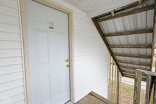 2209 Noble Street, Anderson, IN 46016