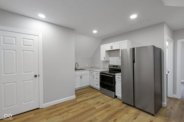 2209 Noble Street, Anderson, IN 46016