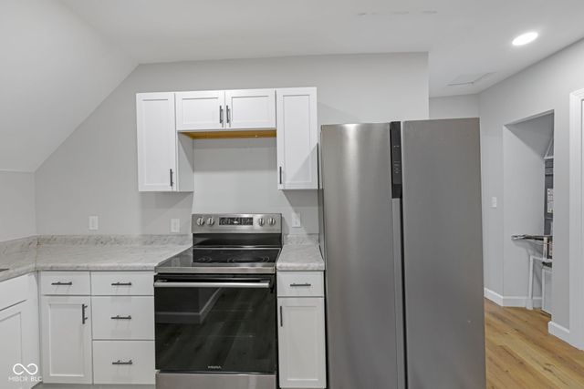 2209 Noble Street, Anderson, IN 46016