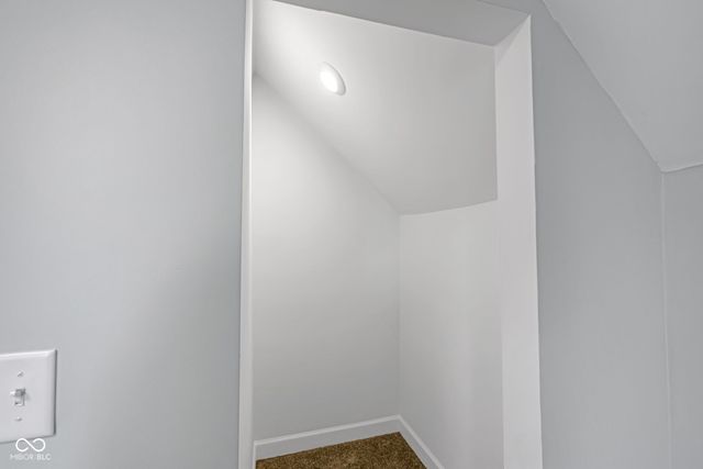 2209 Noble Street, Anderson, IN 46016