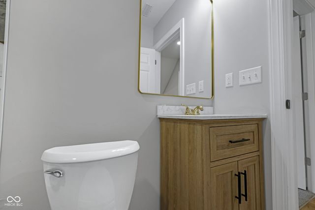 2209 Noble Street, Anderson, IN 46016